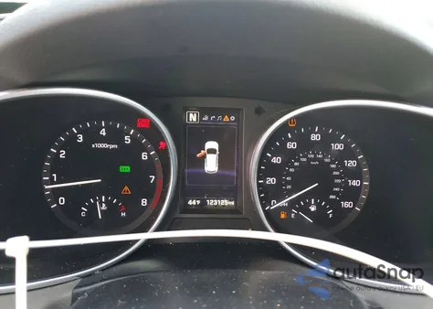 2018 Hyundai Santa Fe Sport z USA, uszkodzony, nr VIN 5NMZUDLBXJH102391